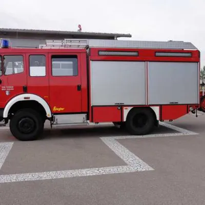 Löschgruppenfahrzeug (LF 16/12)